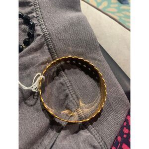 Gold Floral Leaf Pattern Bangle Bracelet Textured Scalloped Botanical Design
